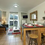 Aiglons - Mountain Haven Apartament *
